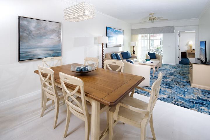 Dining Photos
