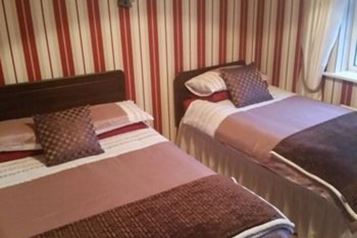 Room 14 of 26