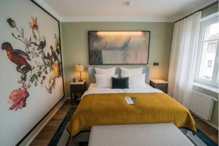 Room 58 of 120