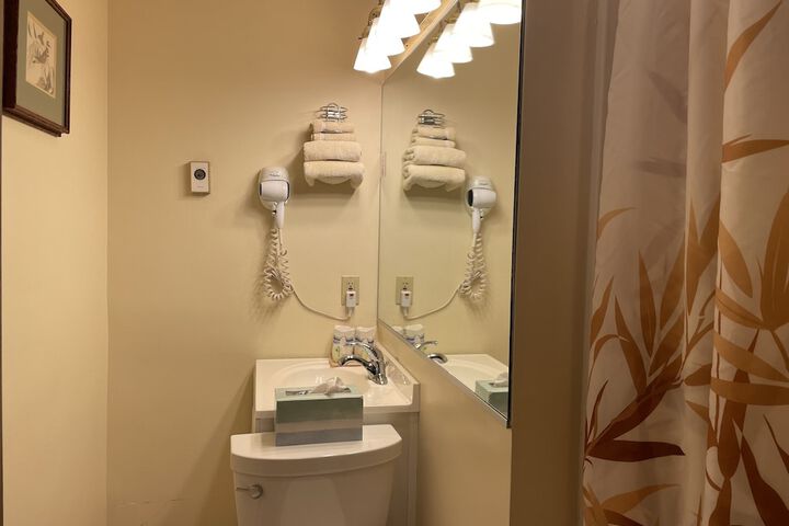 Room 42 of 57