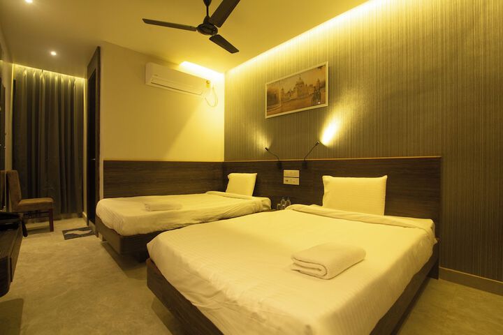 Room 5 of 29