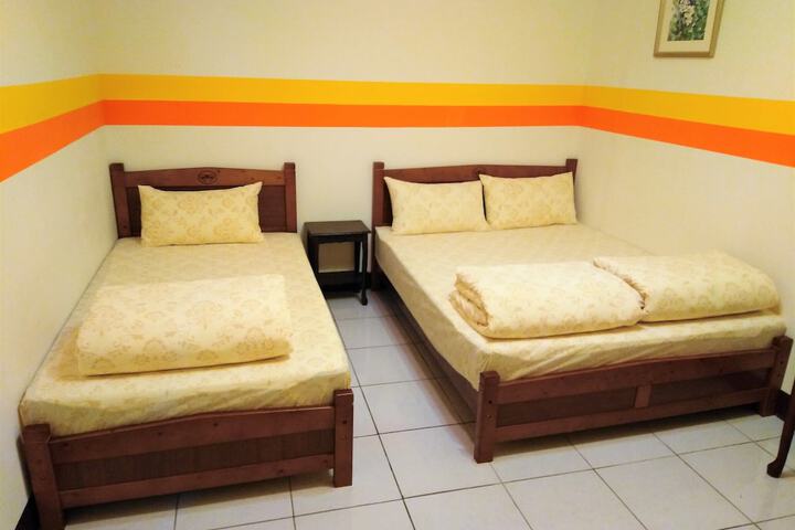 Room 12 of 41