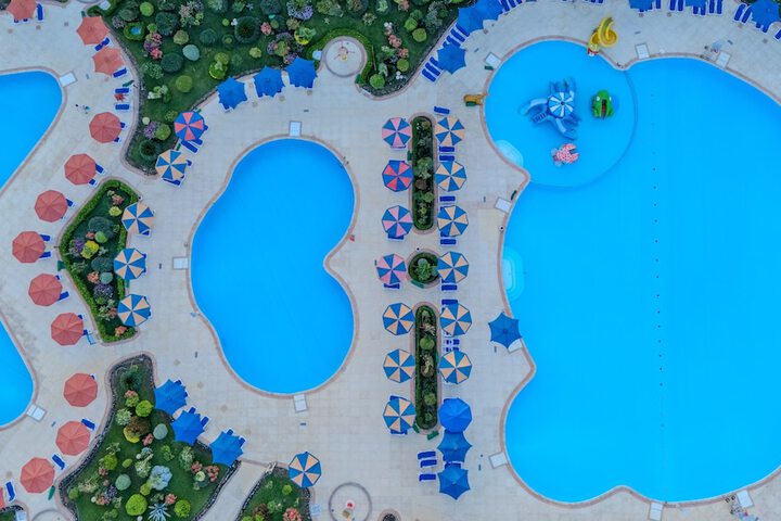 Pool 53 of 189