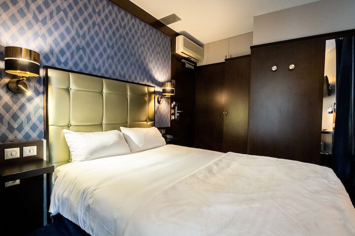 Room 5 of 39