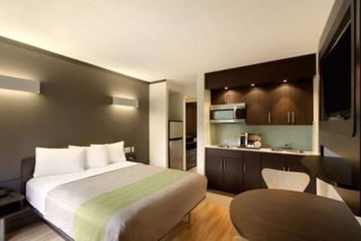 Guest Suite Photo