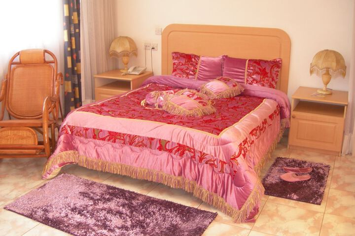 Room 5 of 27