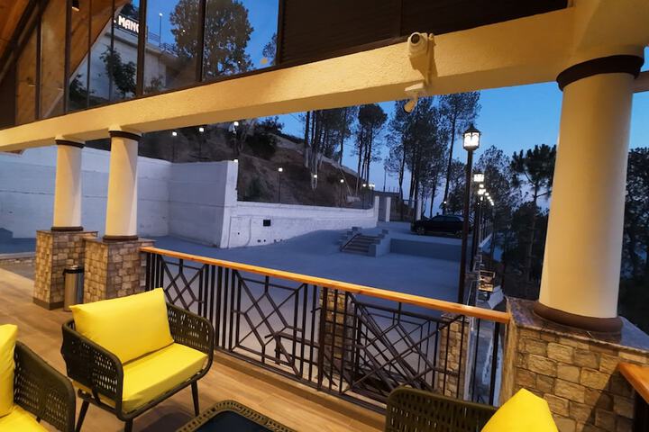 Terrace/Patio 19 of 46
