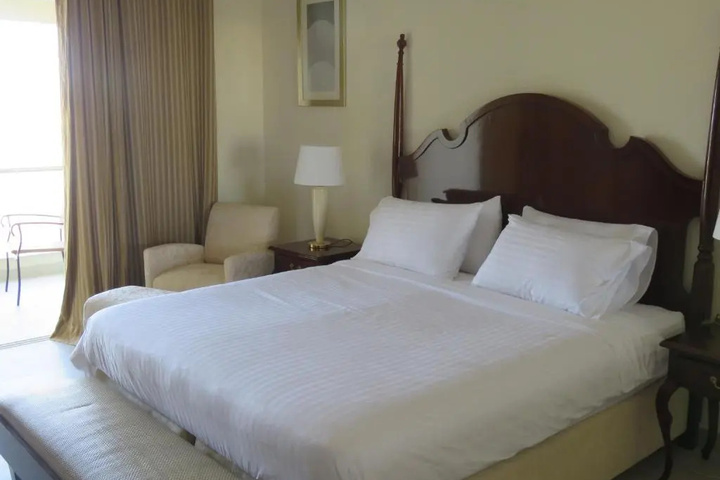 Room 3 of 19