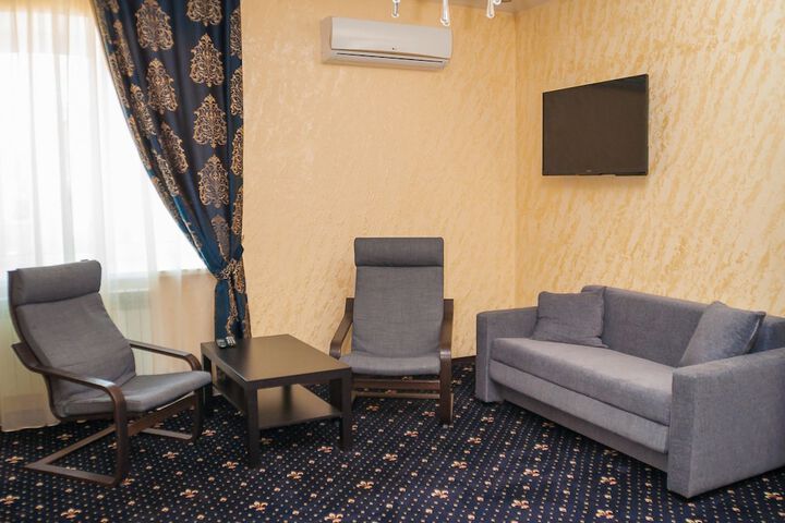 Room 19 of 49