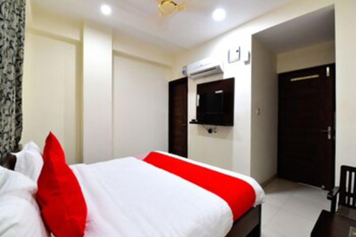 Room 16 of 24