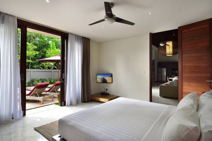 Room 9 of 62
