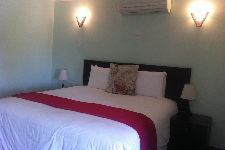 Room 5 of 22