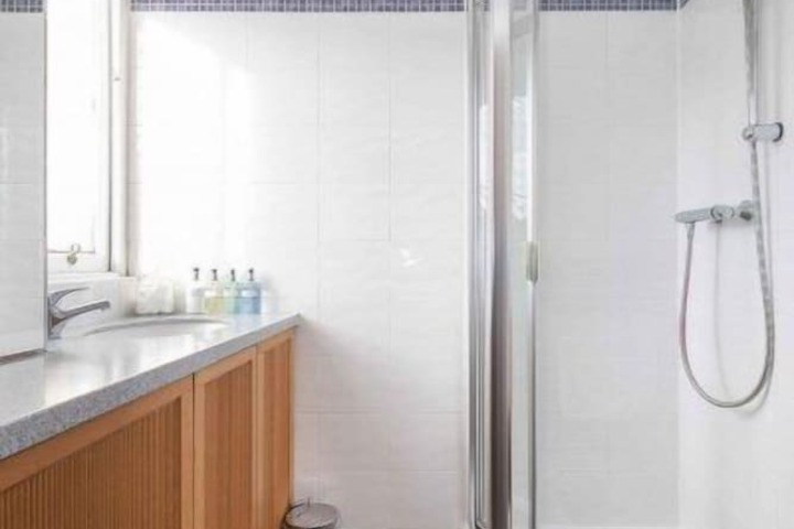 Clean Restrooms