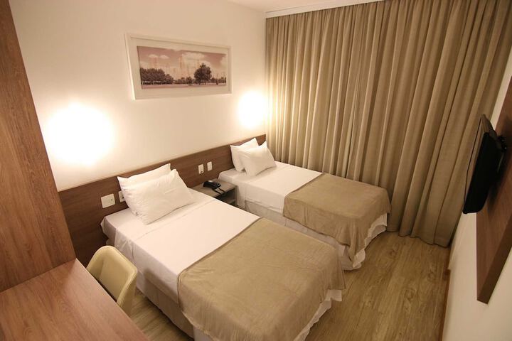 Room 21 of 79