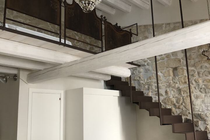 Room 12 of 50