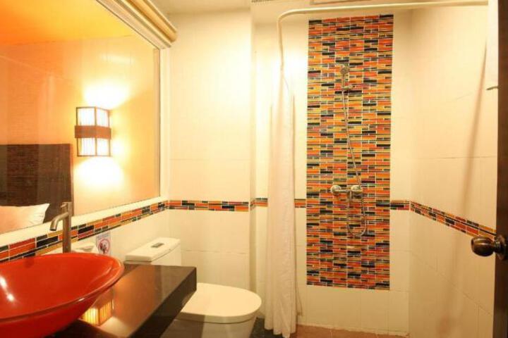 Photo 16