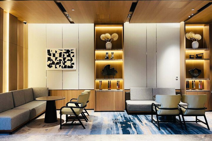 Hotel Interior 10 of 95