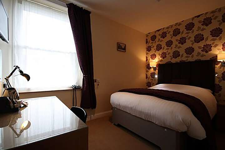 Room 5 of 35
