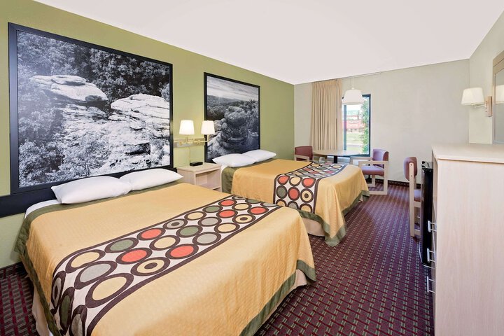 Double Accessible King Size Bed (9 of 9)