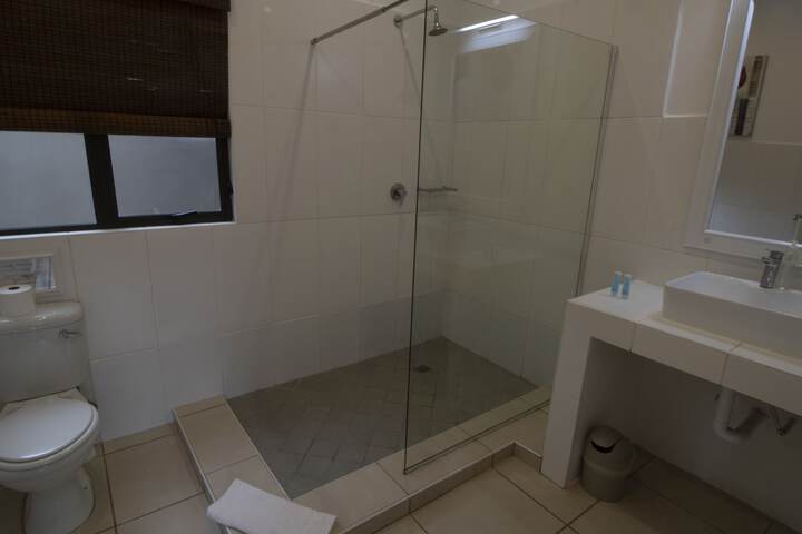Room 20 of 100