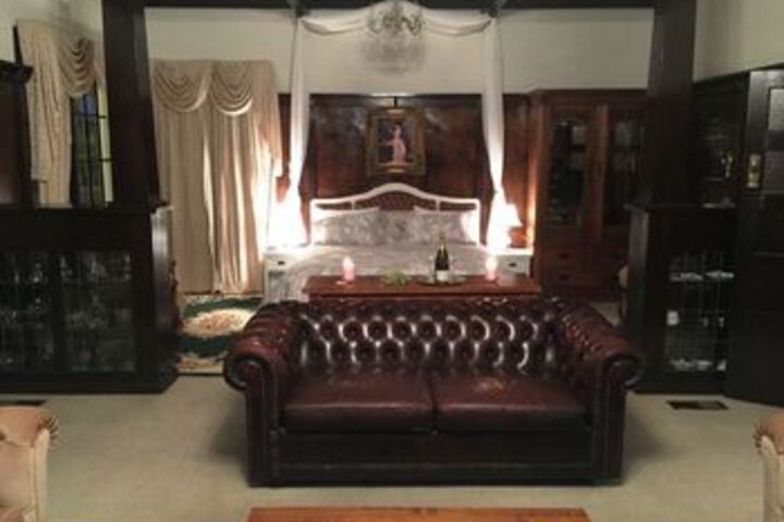 Corner Manor Leura