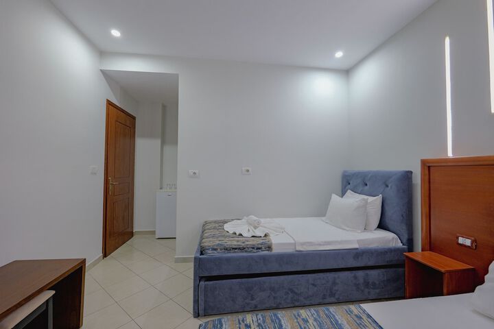Room 17 of 101
