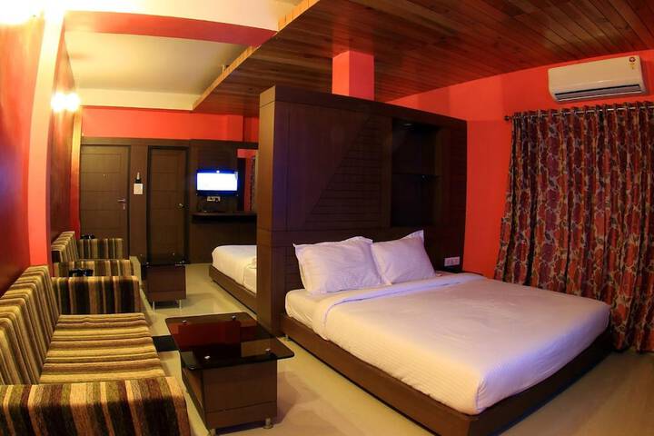 Room 12 of 47