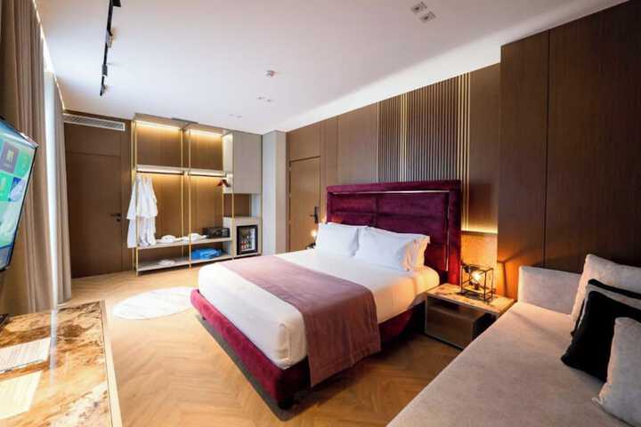 Room 104 of 265