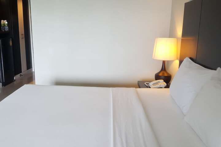 Room 19 of 44