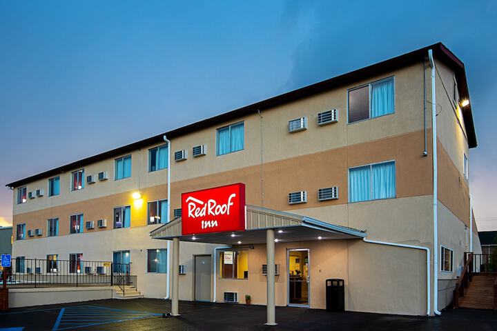Hotel 26 of 29