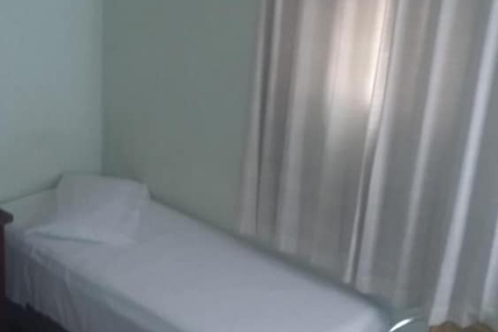 Room 9 of 44