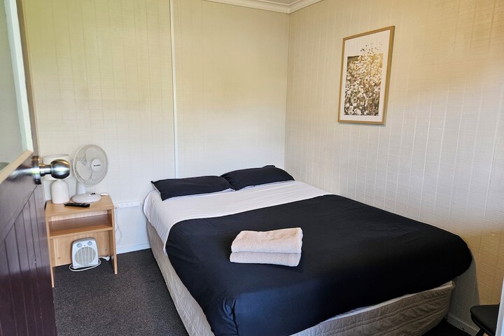 Room 12 of 63