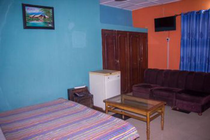 Room 16 of 37