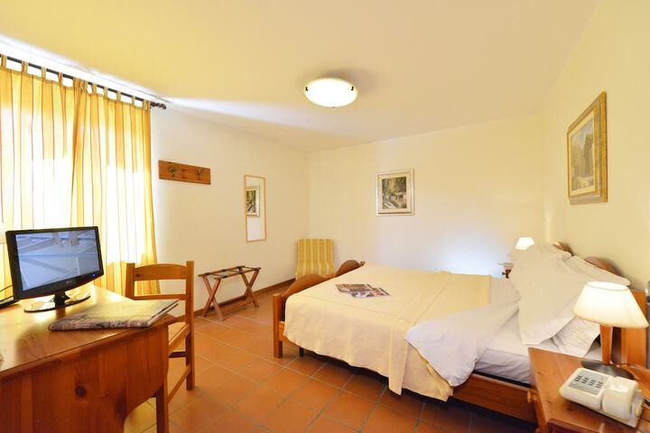 Room 5 of 54