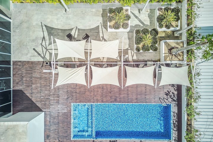 Pool 39 of 78