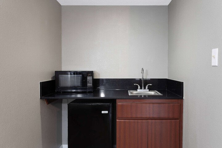Room 28 of 54