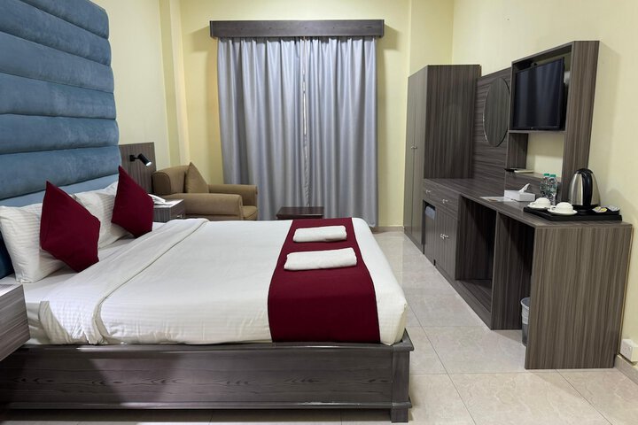Room 19 of 29
