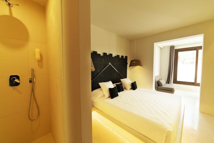 Room 9 of 57
