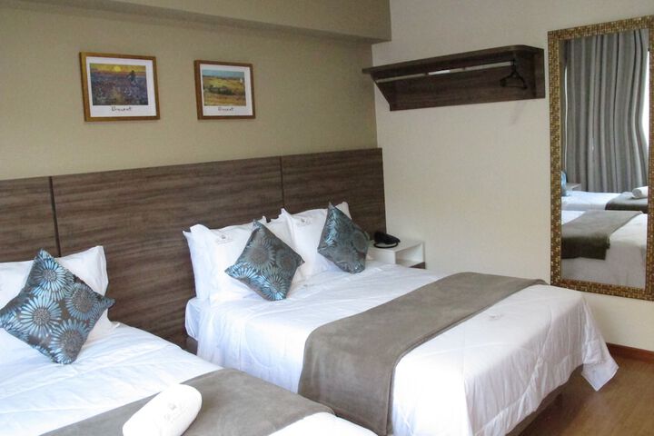 Room 6 of 48