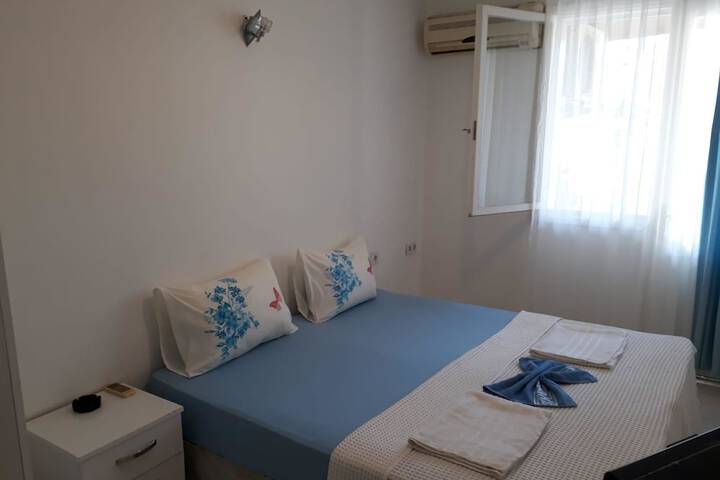 Room 8 of 14