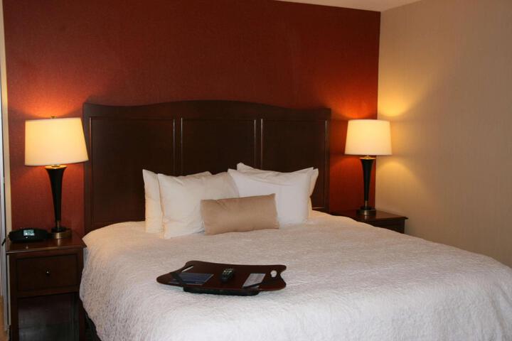 1 King Bed (7 of 15)