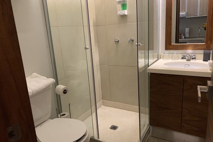 Room 15 of 17