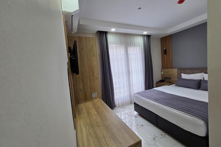 Room 49 of 113