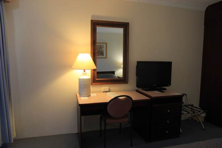 Room 7 of 95