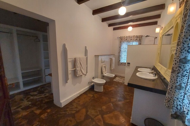 Room 14 of 52