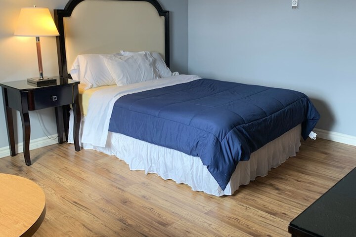 Room 7 of 43