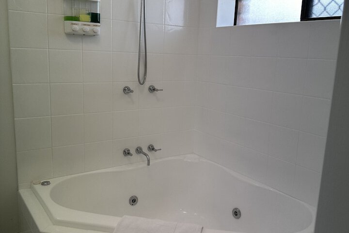 Hot Tub 136 of 170