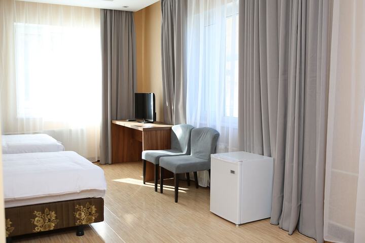 Room 15 of 26