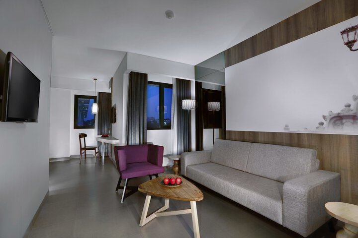 Room 5 of 22