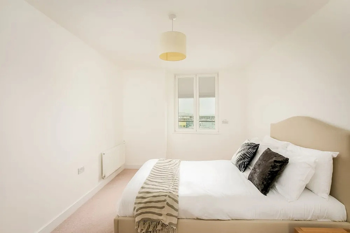 Room 3 of 18
